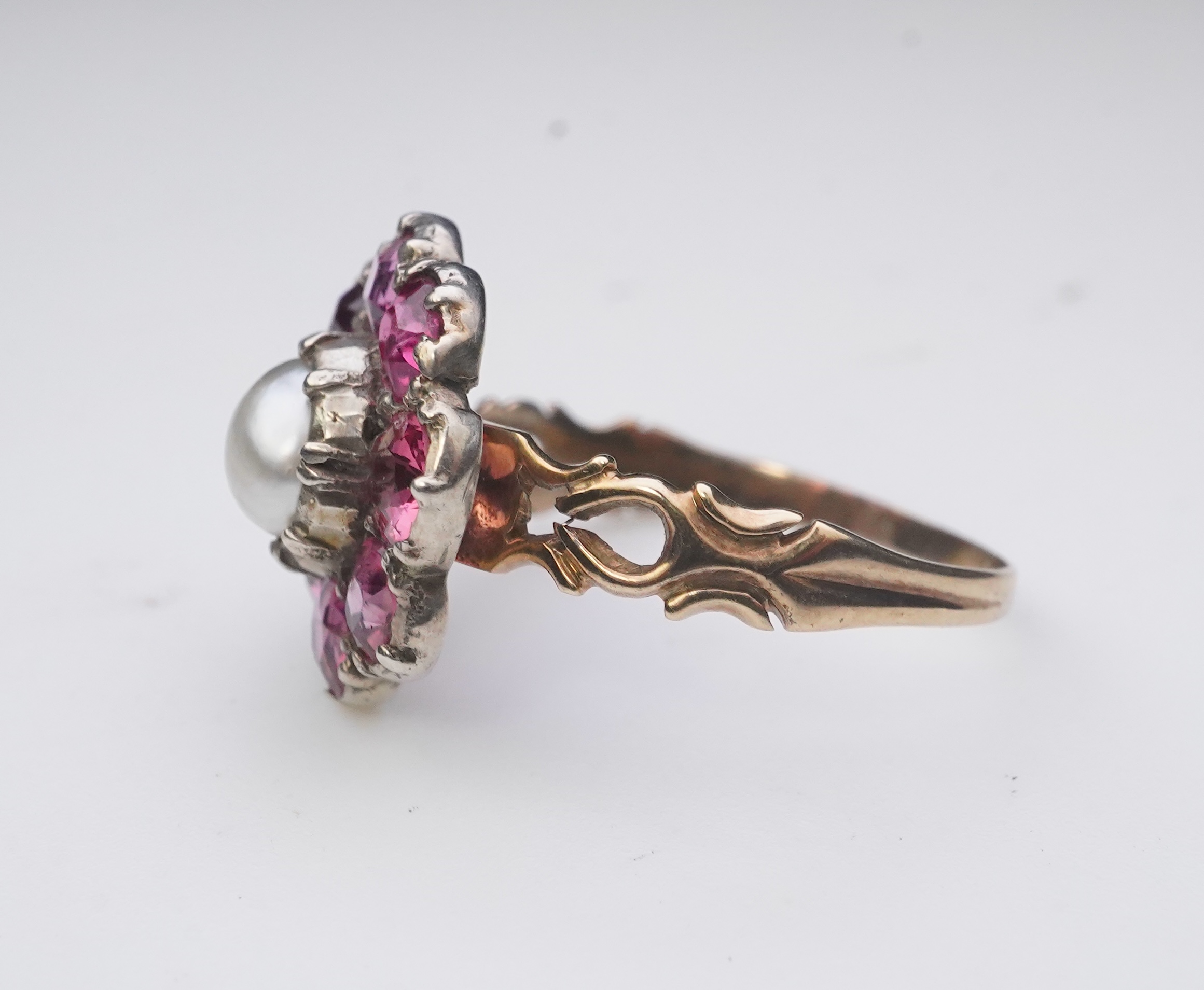 A pearl and pink tourmaline ring